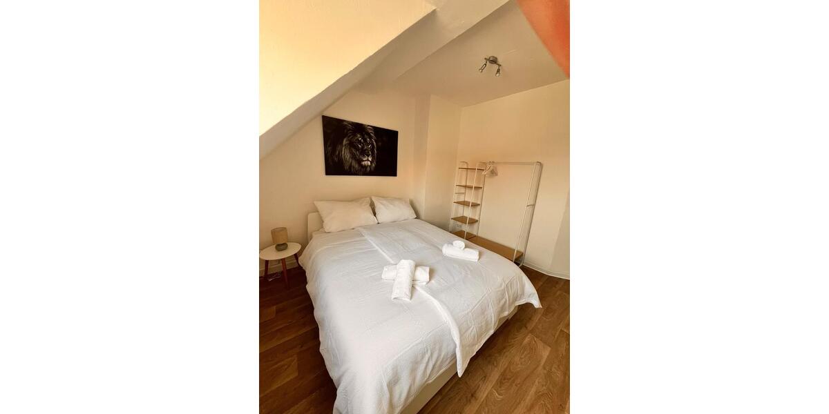 Dachgeschoßwohnung Sachsenheim - 1 Zimmer, 39 m&sup2;, 740&euro; | Angebot:27587418
