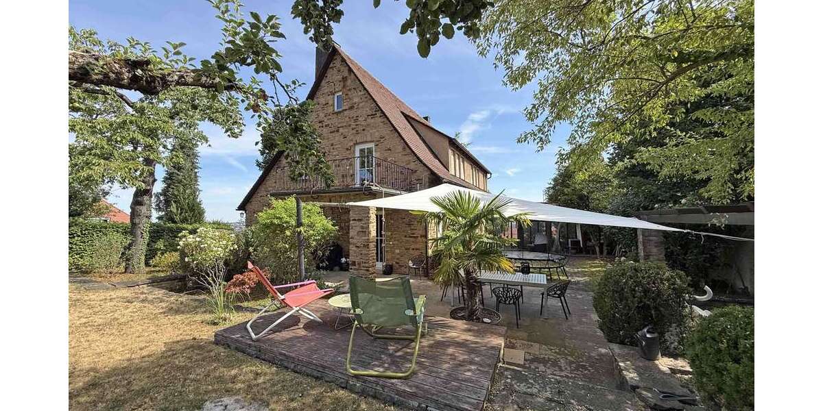 Einfamilienhaus Stuttgart Degerloch - 8 Zimmer, 290 m&sup2;, 4.950&euro; | Angebot:27452247