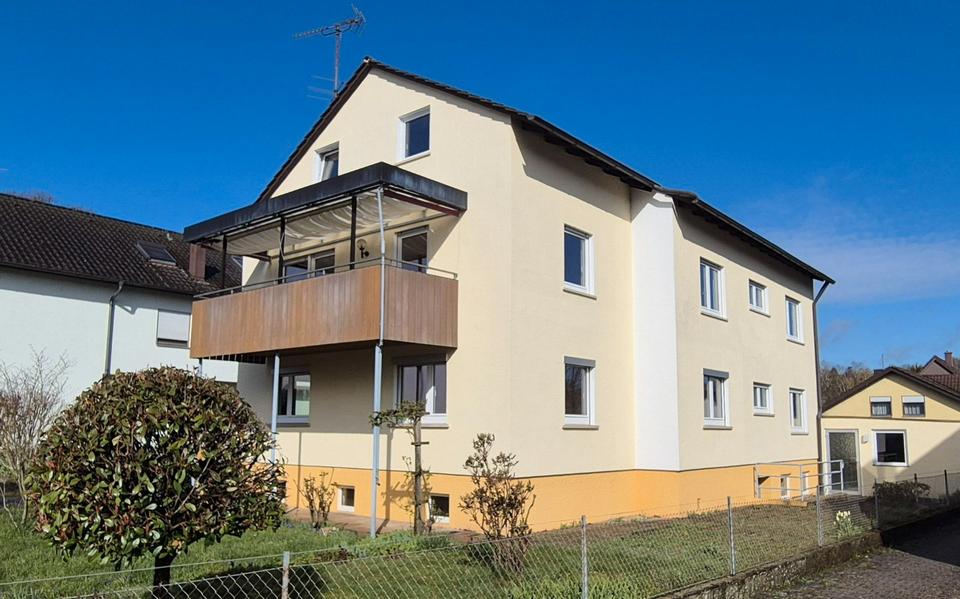 Mehrfamilienhaus, Wohnhaus Markgröningen - 9.5 Zimmer, 220 m&sup2;, 820.000&euro; | Angebot:26061531
