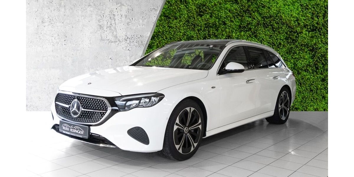 Mercedes-Benz E 300 8.700 km 51.480 &euro; Filderstadt 70794