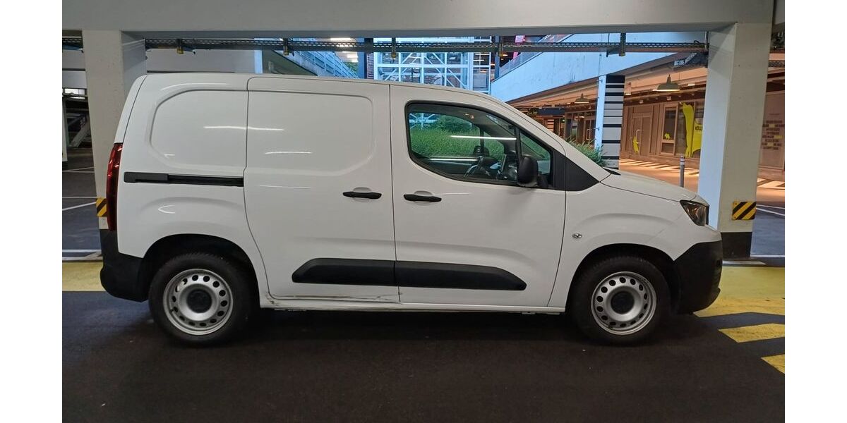 Peugeot Partner 80.000 km 10.900 &euro; Esslingen am Neckar 73733