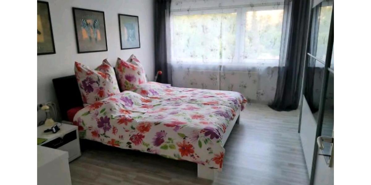 Etagenwohnung Sachsenheim - 5.5 Zimmer, 147 m&sup2;, 1.390&euro; | Angebot:27570568