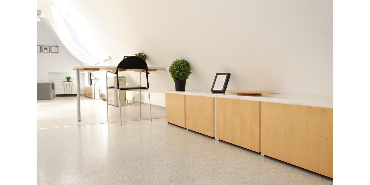 Dachgeschoßwohnung Stuttgart Neuwirtshaus - 1.5 Zimmer, 42 m&sup2;, 810&euro; | Angebot:25942973