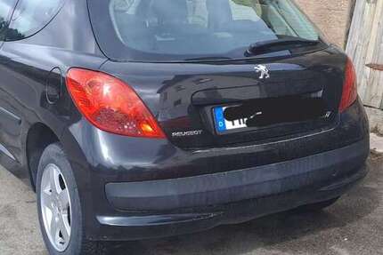 Peugeot 207 216.000 km 1.700 &euro; Heilbronn, Universitätsstadt 74072