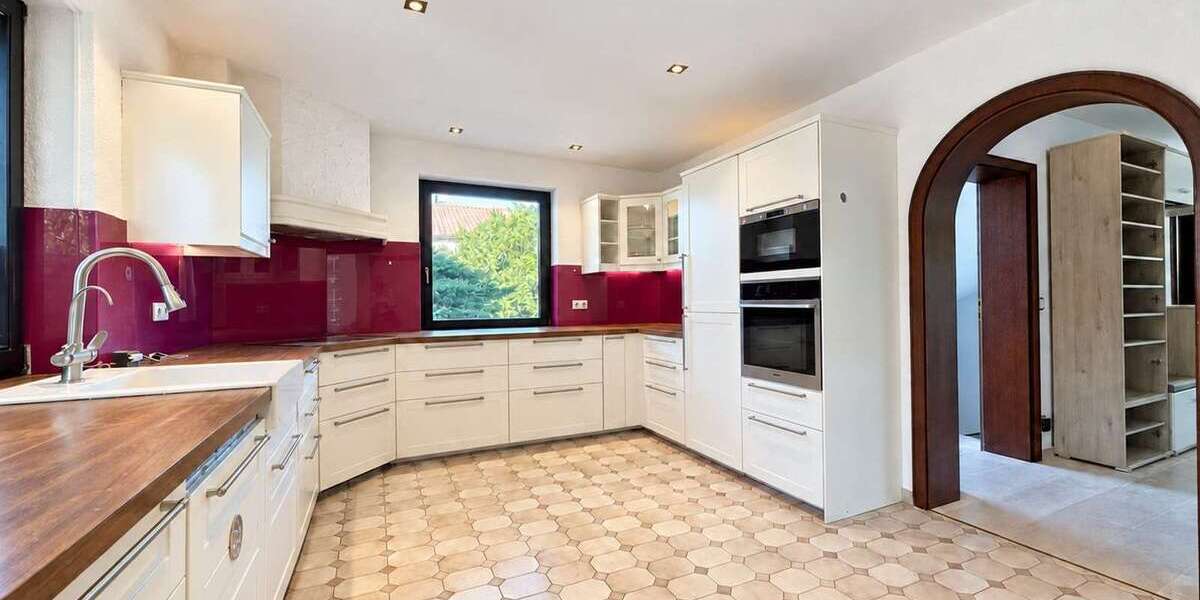 Einfamilienhaus Heilbronn Böckingen - 7 Zimmer, 228 m&sup2;, 848.000&euro; | Angebot:27493562