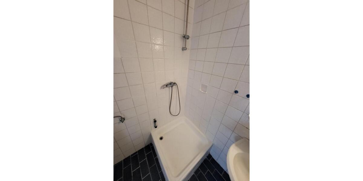 Etagenwohnung Markgröningen - 1 Zimmer, 26 m&sup2;, 342&euro; | Angebot:25253412