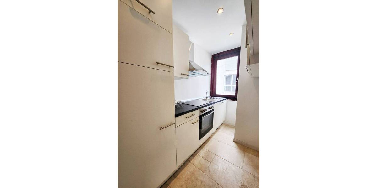 Mehrfamilienhaus, Wohnhaus Stuttgart Süd - 9 Zimmer, 174 m&sup2;, 725.000&euro; | Angebot:25704680