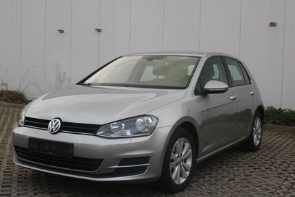 VW Golf 131.000 km 12.499 &euro; Korntal Münchingen 70825