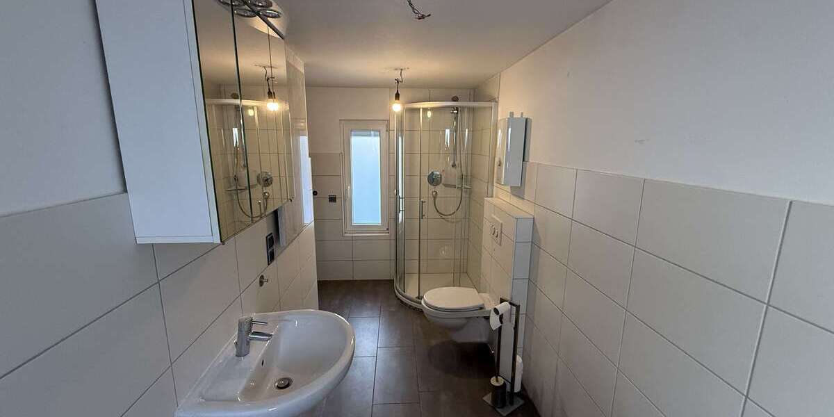 Etagenwohnung Neuhausen - 3 Zimmer, 85 m&sup2;, 340.000&euro; | Angebot:25871120