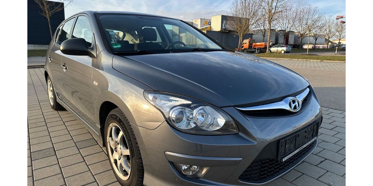 Hyundai i30 93.910 km 4.999 &euro; Schönaich 71101
