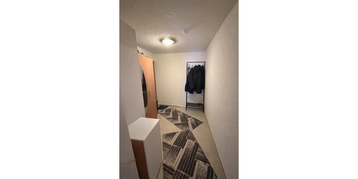 Dachgeschoßwohnung Stuttgart Bad Cannstatt - 4 Zimmer, 80 m&sup2;, 285.000&euro; | Angebot:25286837