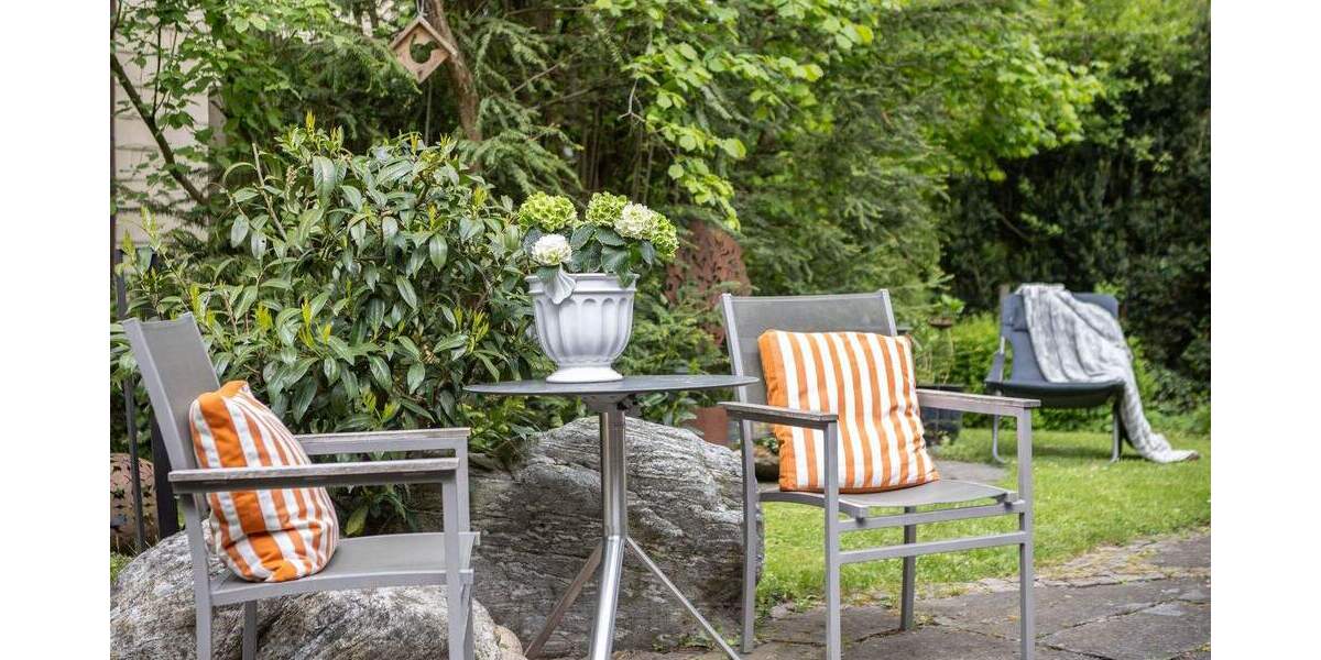 Einfamilienhaus Böblingen - 8 Zimmer, 206 m&sup2;, 949.000&euro; | Angebot:25896630