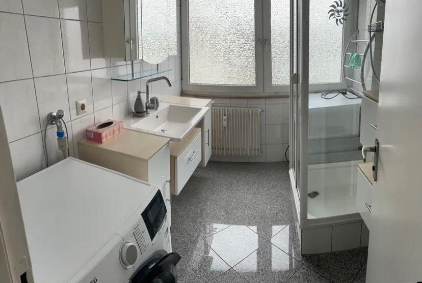 Dachgeschoßwohnung Winnenden - 3 Zimmer, 81 m&sup2;, 900&euro; | Angebot:26168639
