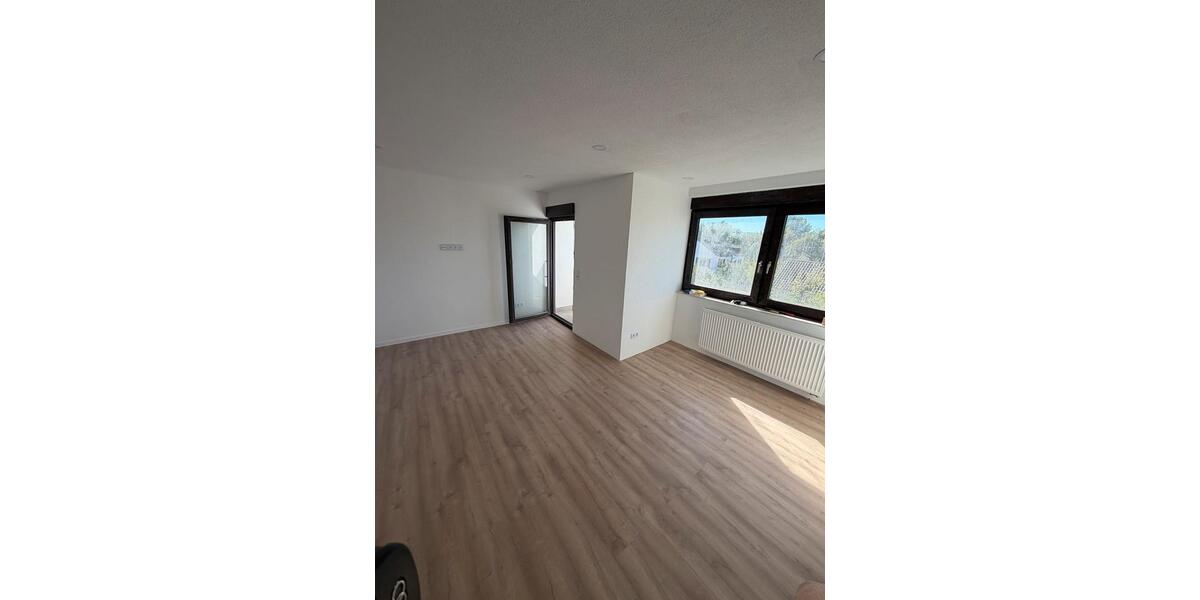 Etagenwohnung Brackenheim - 2 Zimmer, 60 m&sup2;, 1.050&euro; | Angebot:27556602
