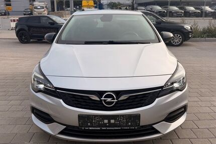 Opel Astra 94.000 km 8.499 &euro; Stuttgart 70376