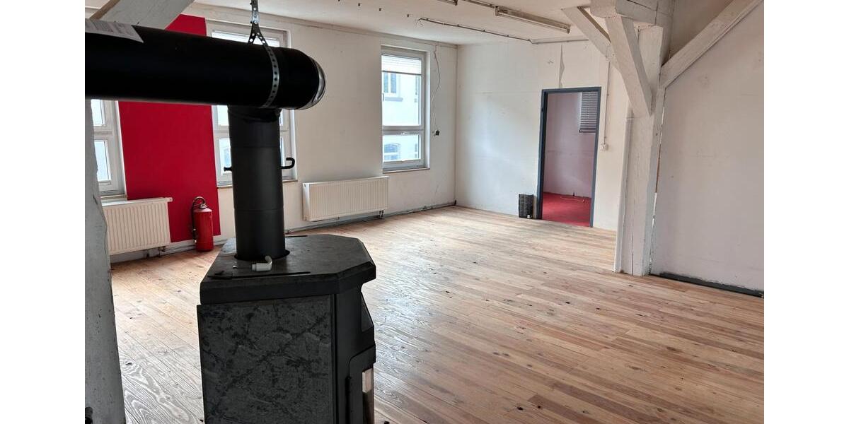 Etagenwohnung Burgstetten - 3 Zimmer, 162 m&sup2;, 990&euro; | Angebot:26032199