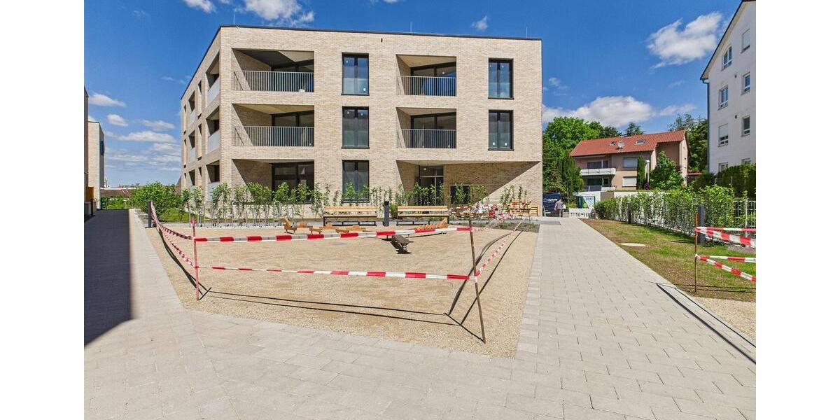 Dachgeschoßwohnung Sindelfingen Sindelfingen (Stadt) - 2 Zimmer, 61 m&sup2;, 1.280&euro; | Angebot:23013740