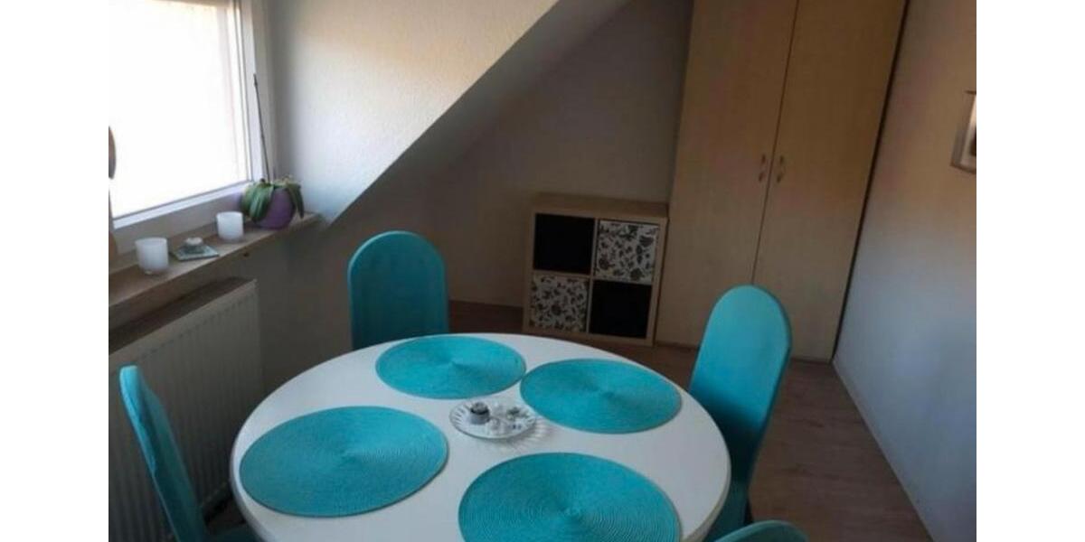 Dachgeschoßwohnung Stuttgart Bad Cannstatt - 3 Zimmer, 60 m&sup2;, 900&euro; | Angebot:26420795