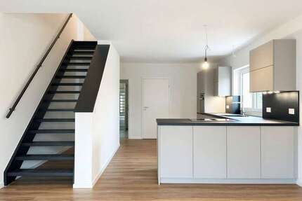 Haus Bietigheim-Bissingen Bissingen - 6 Zimmer, 175 m&sup2;, 2.800&euro; | Angebot:26957369