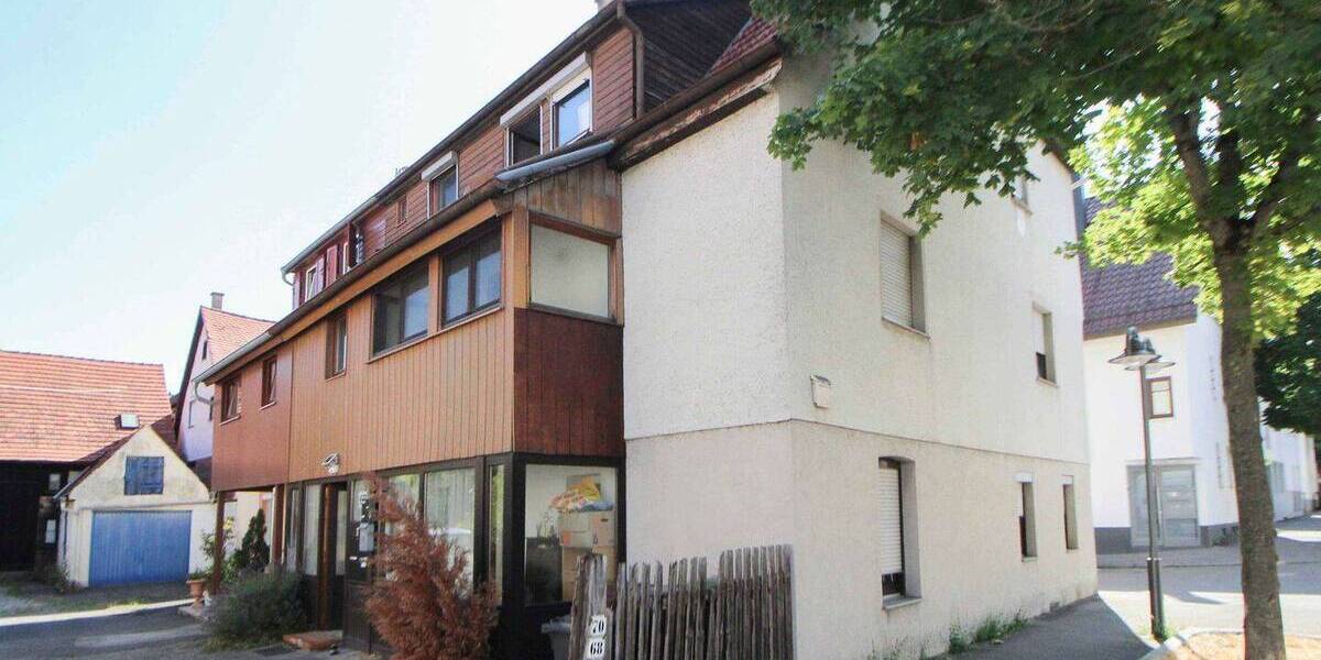 Doppelhaushälfte Stuttgart Weilimdorf - 7 Zimmer, 170 m&sup2;, 449.000&euro; | Angebot:26418230