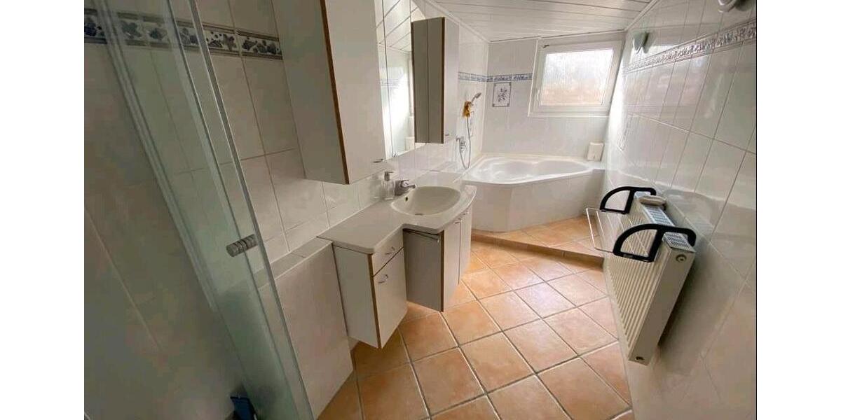 Einfamilienhaus Wernau (Neckar) - 3 Zimmer, 102 m&sup2;, 270.000&euro; | Angebot:27158260