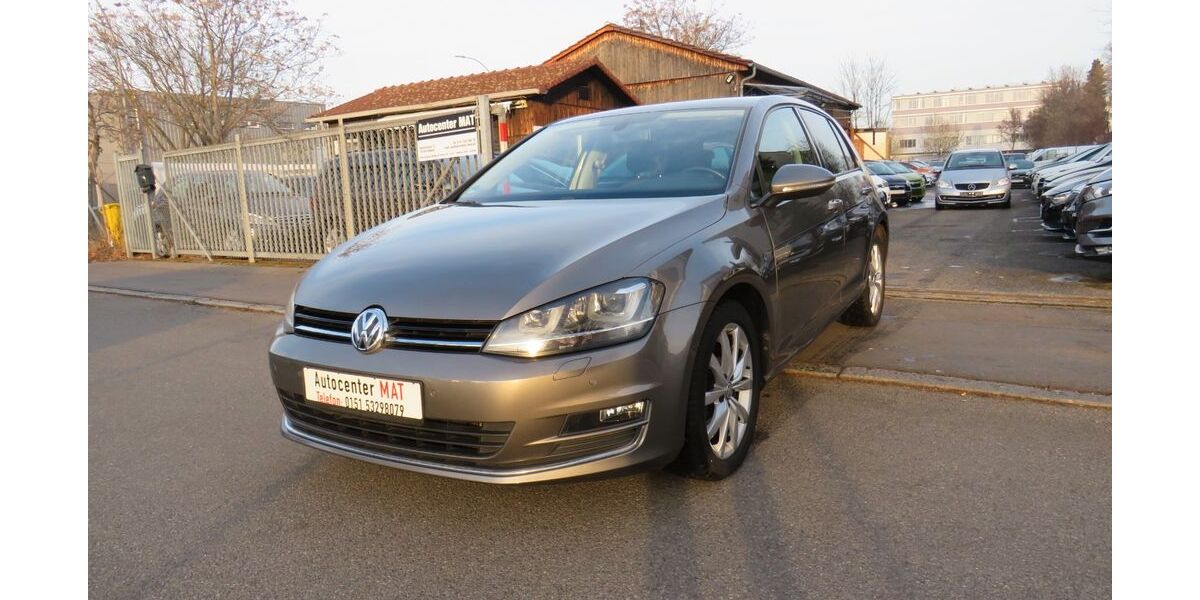 VW Golf 124.000 km 9.300 &euro; Fellbach 70736