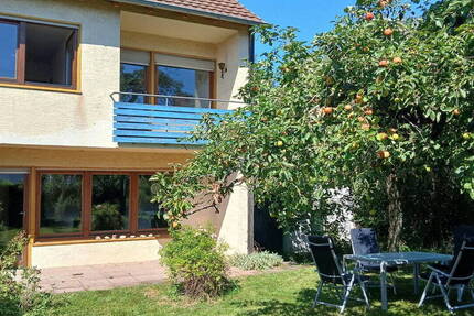 Haus Erdmannhausen - 9 Zimmer, 160 m&sup2;, 485.000&euro; | Angebot:26048719