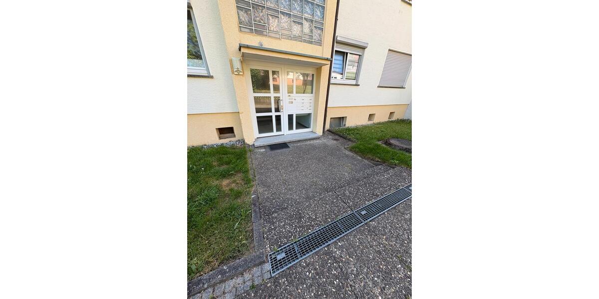 Dachgeschoßwohnung Stuttgart Feuerbach - 2.5 Zimmer, 35 m&sup2;, 169.000&euro; | Angebot:26984824