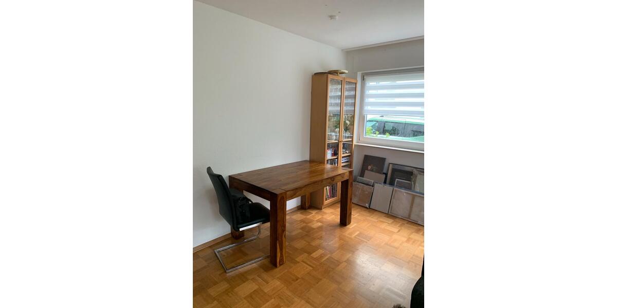 Etagenwohnung Marbach am Neckar - 4 Zimmer, 84 m&sup2;, 330.000&euro; | Angebot:26483837