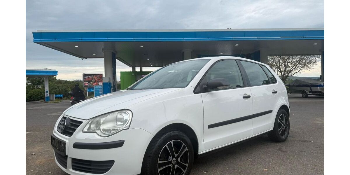 VW Polo 135.000 km 5.350 &euro; Stuttgart 70378