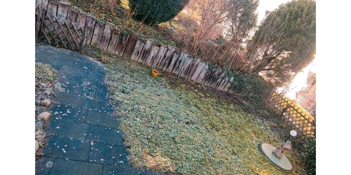 Doppelhaushälfte Leonberg - 6 Zimmer, 146 m&sup2;, 500.000&euro; | Angebot:26597536
