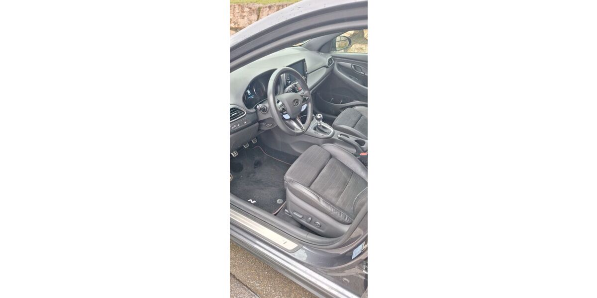 Hyundai i30 63.000 km 20.500 &euro; Heilbronn 74074