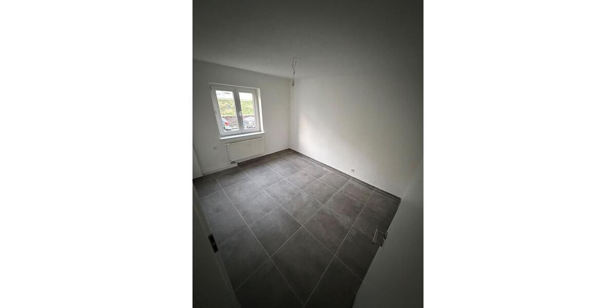 Etagenwohnung Backnang - 3 Zimmer, 65 m&sup2;, 1.300&euro; | Angebot:27569574