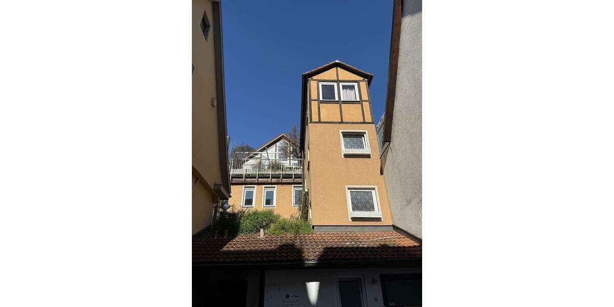 Einfamilienhaus Esslingen am Neckar - 16 Zimmer, 530 m&sup2;, 1.800.000&euro; | Angebot:27188374