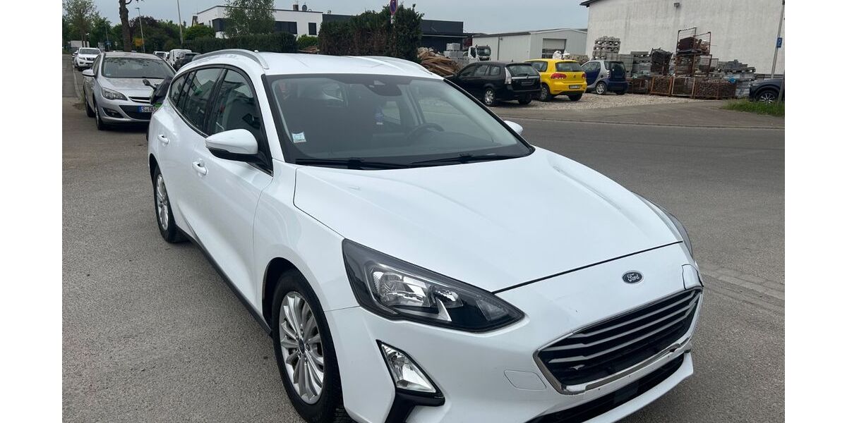 Ford Focus 211.000 km 6.800 &euro; Waiblingen OT Hegnach 71334