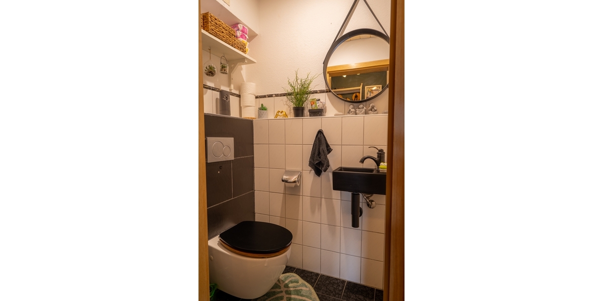 3,5 Zimmer mit großer Eckterrasse & Kamin im 3-Familienhaus - 3.5 Remshalden | Angebot:27190563