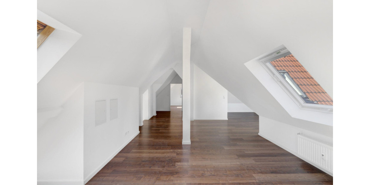 Dachgeschoßwohnung Esslingen am Neckar - 2.5 Zimmer, 49 m&sup2;, 800&euro; | Angebot:25615131