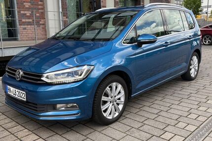 VW Touran 136.000 km 17.300 &euro; Leingarten 74211