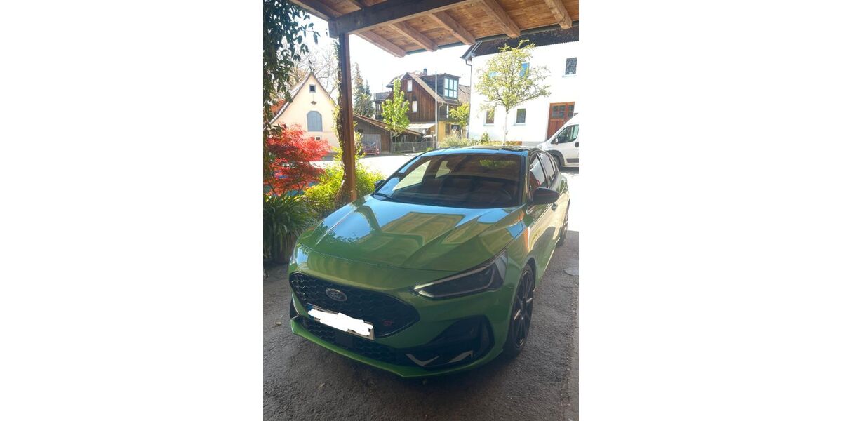 Ford Focus 27.000 km 31.500 &euro; Baltmannsweiler 73666