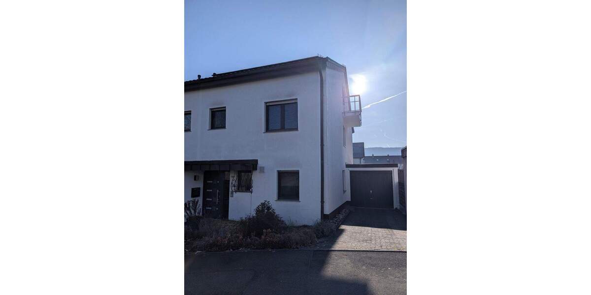 Doppelhaushälfte Leonberg Eltingen - 6 Zimmer, 188 m&sup2;, 849.000&euro; | Angebot:25760409