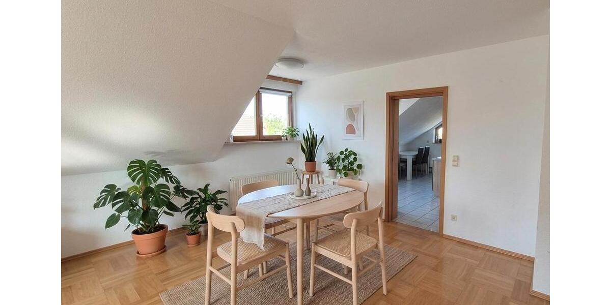 Dachgeschoßwohnung Bietigheim-Bissingen Bissingen - 3.5 Zimmer, 99 m&sup2;, 1.550&euro; | Angebot:25967870