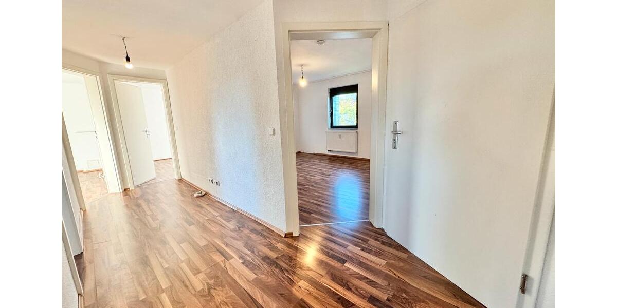 Etagenwohnung Stuttgart Neuwirtshaus - 4 Zimmer, 85 m&sup2;, 1.150&euro; | Angebot:27568245