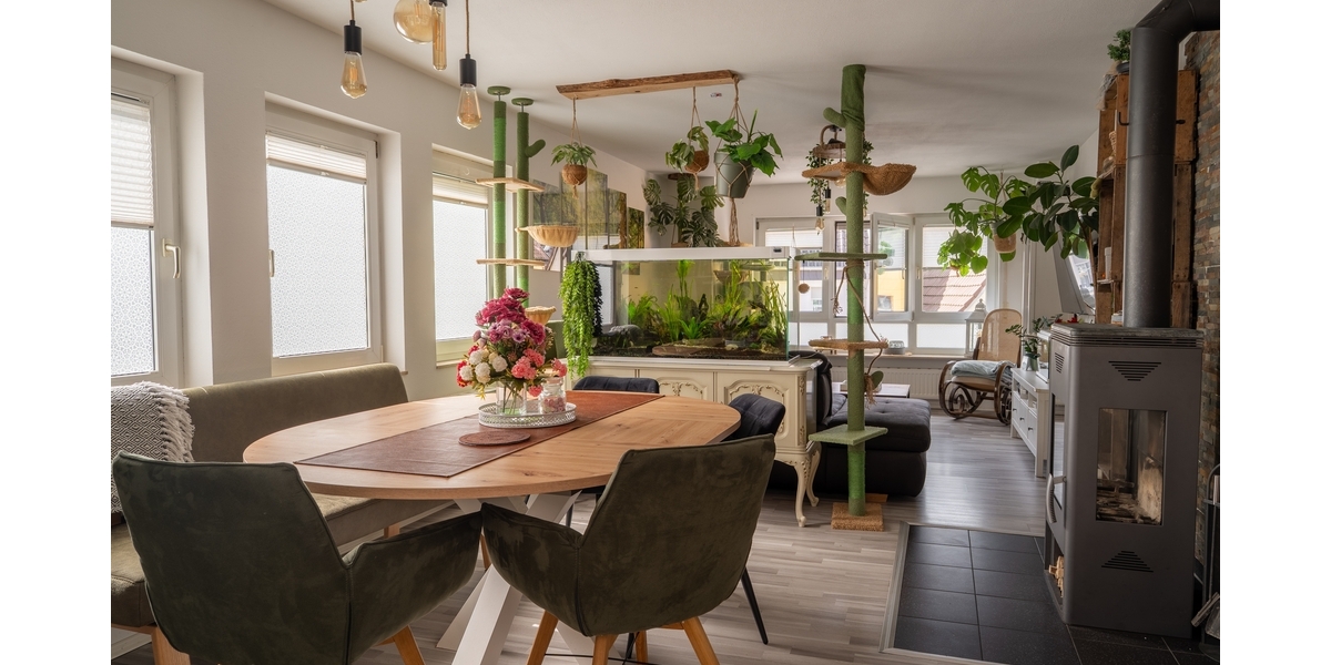 3,5 Zimmer mit großer Eckterrasse & Kamin im 3-Familienhaus - 3.5 Remshalden | Angebot:27190563