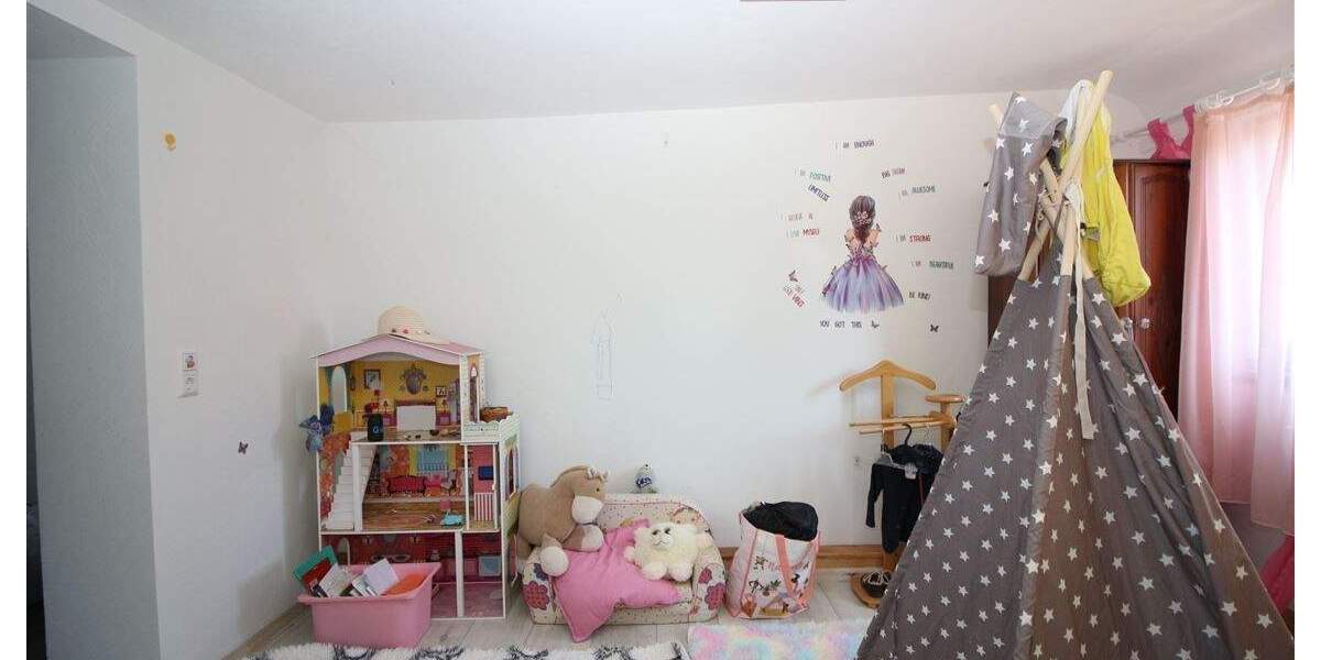 Doppelhaushälfte Mühlacker Mühlhausen - 7 Zimmer, 180 m&sup2;, 290.000&euro; | Angebot:25740380