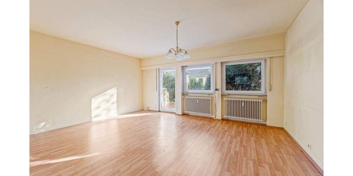 Etagenwohnung Stuttgart / Heslach Süd - 3 Zimmer, 83 m&sup2;, 299.000&euro; | Angebot:25768820