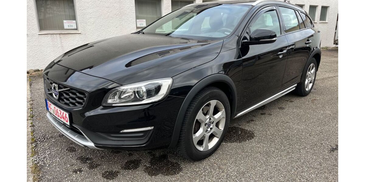 Volvo V60 Cross Country 200.000 km 10.990 &euro; Mönsheim 71297