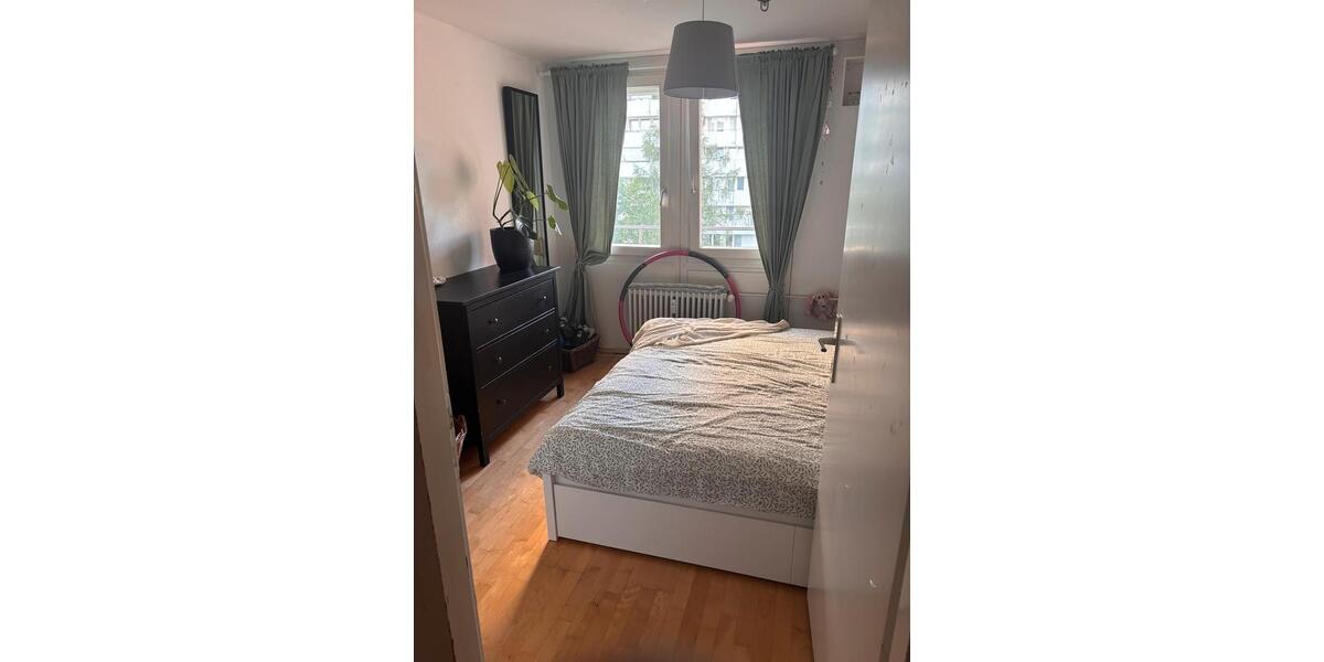 Etagenwohnung Sindelfingen Eichholz - 5 Zimmer, 127 m&sup2;, 380.000&euro; | Angebot:26935239