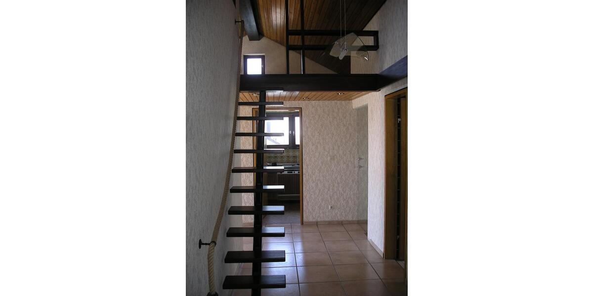 Etagenwohnung Backnang - 3.5 Zimmer, 83 m&sup2;, 250.000&euro; | Angebot:26957475
