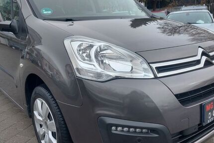 Citroen Berlingo 64.902 km 7.499 &euro; Fellbach 70736
