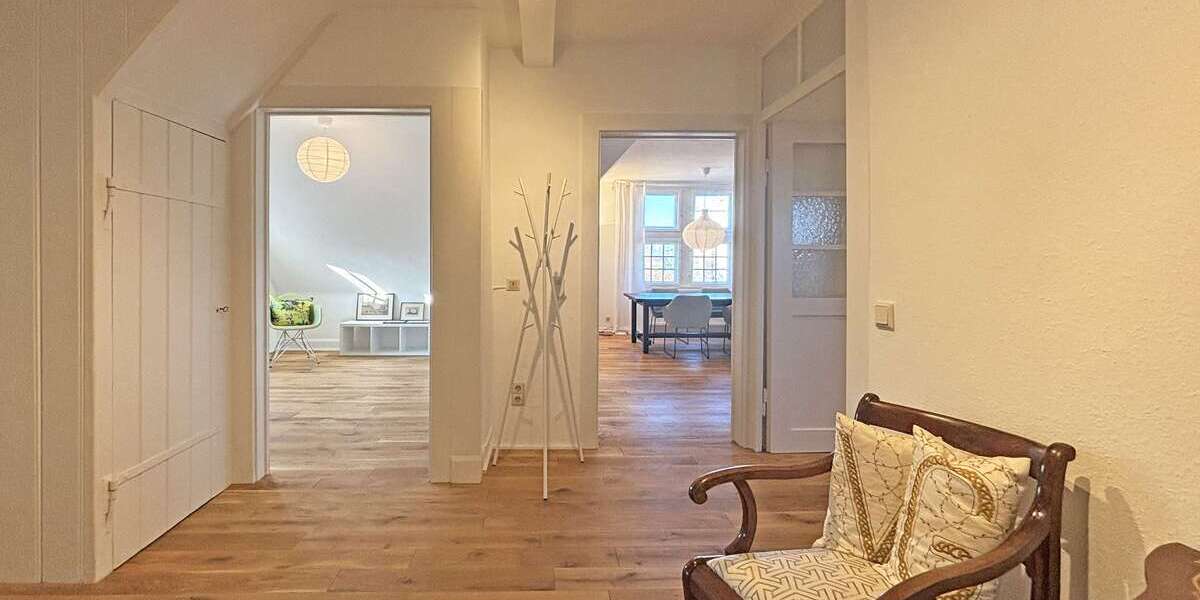 Etagenwohnung Stuttgart Degerloch - 4 Zimmer, 108 m&sup2;, 1.980&euro; | Angebot:25485985